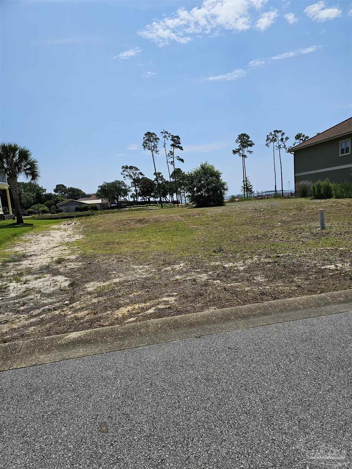 main property photo 13