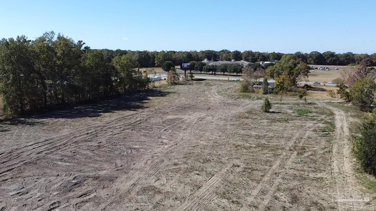 main property photo 10
