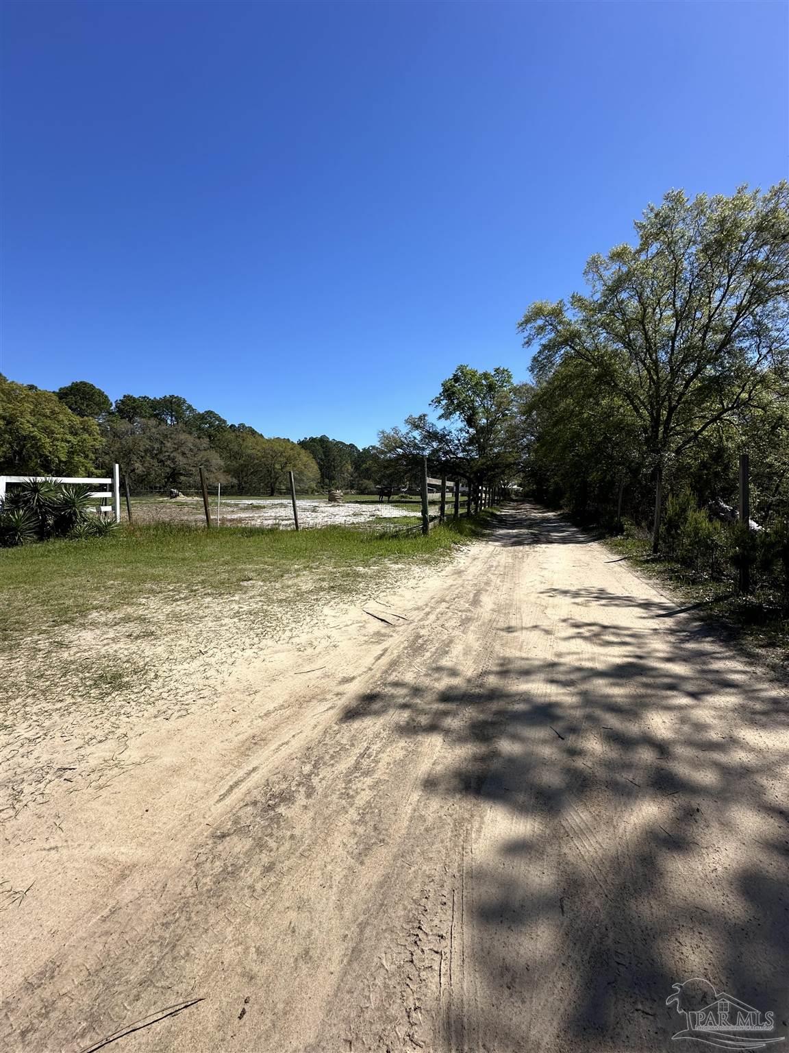 main property photo 11