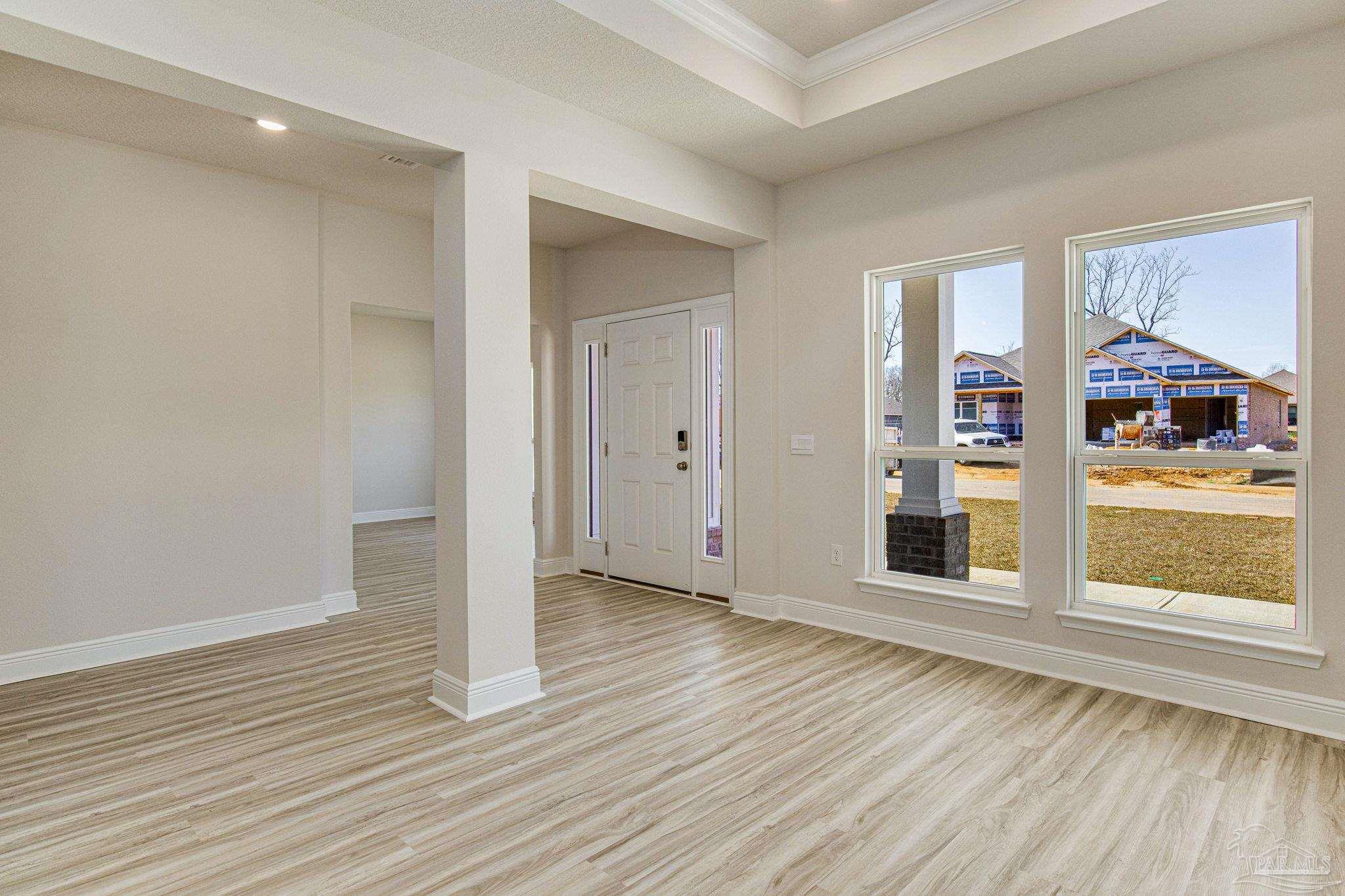 property viewer photo 3