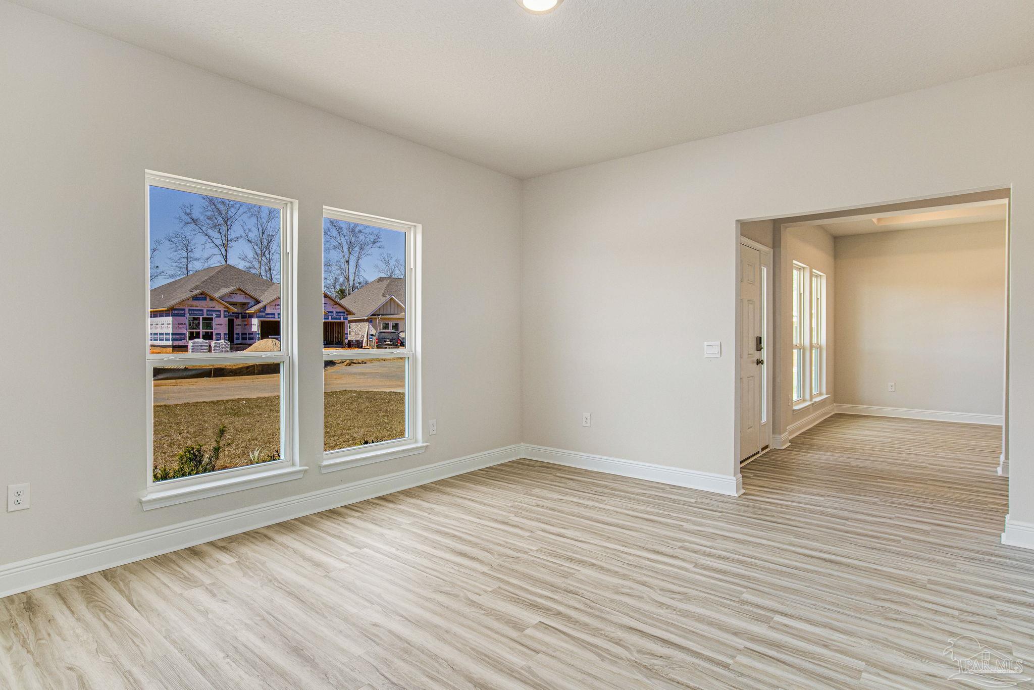 property viewer photo 4