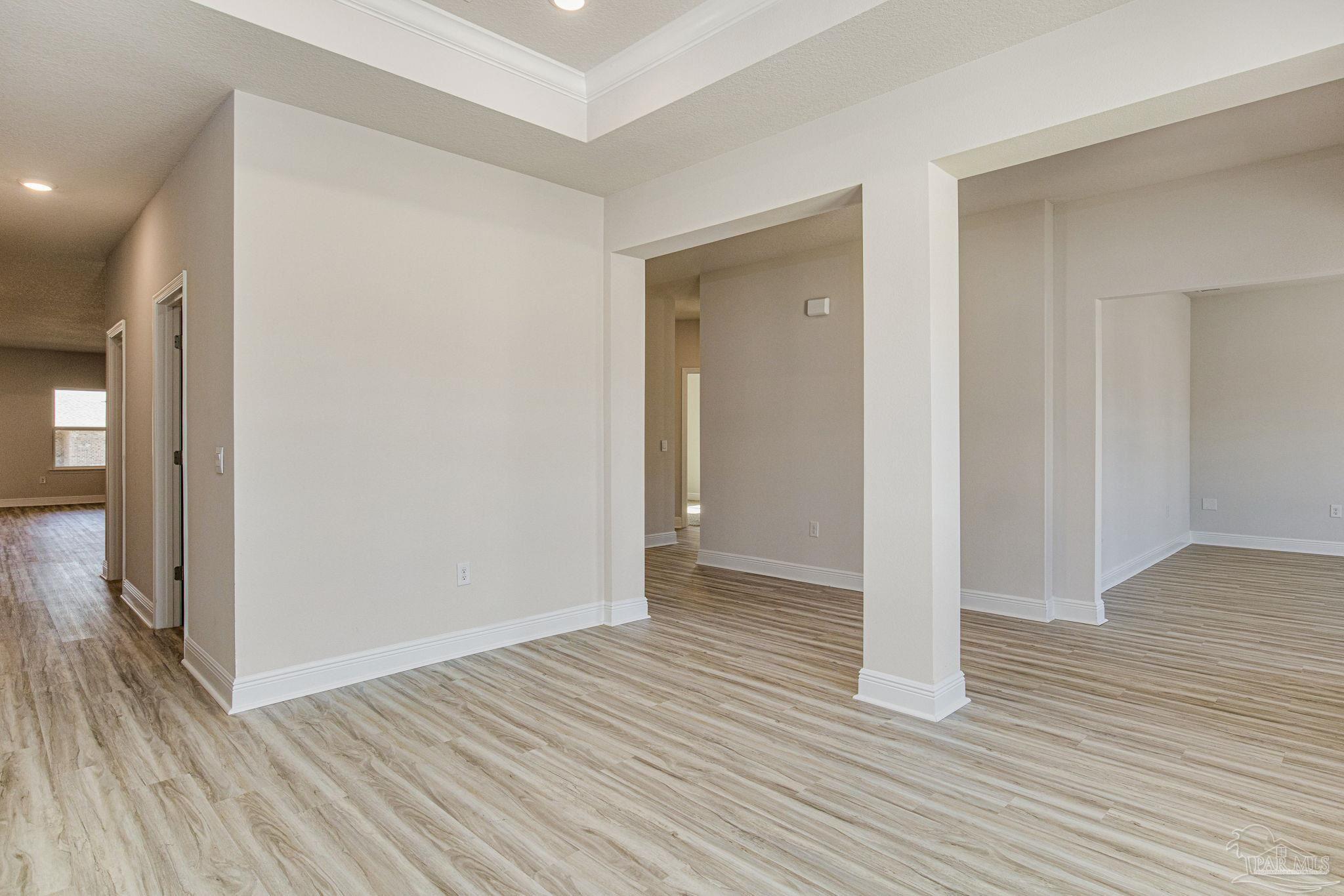property viewer photo 5
