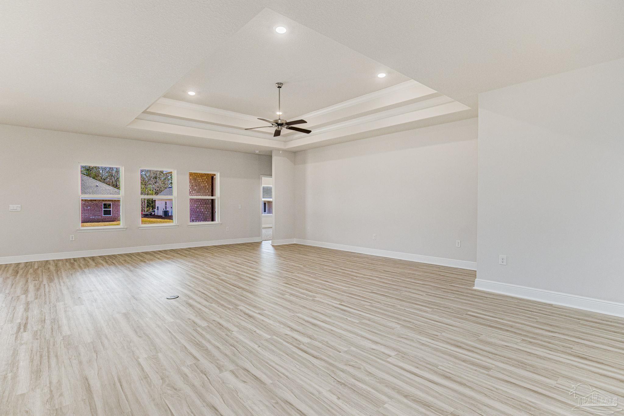 property viewer photo 6