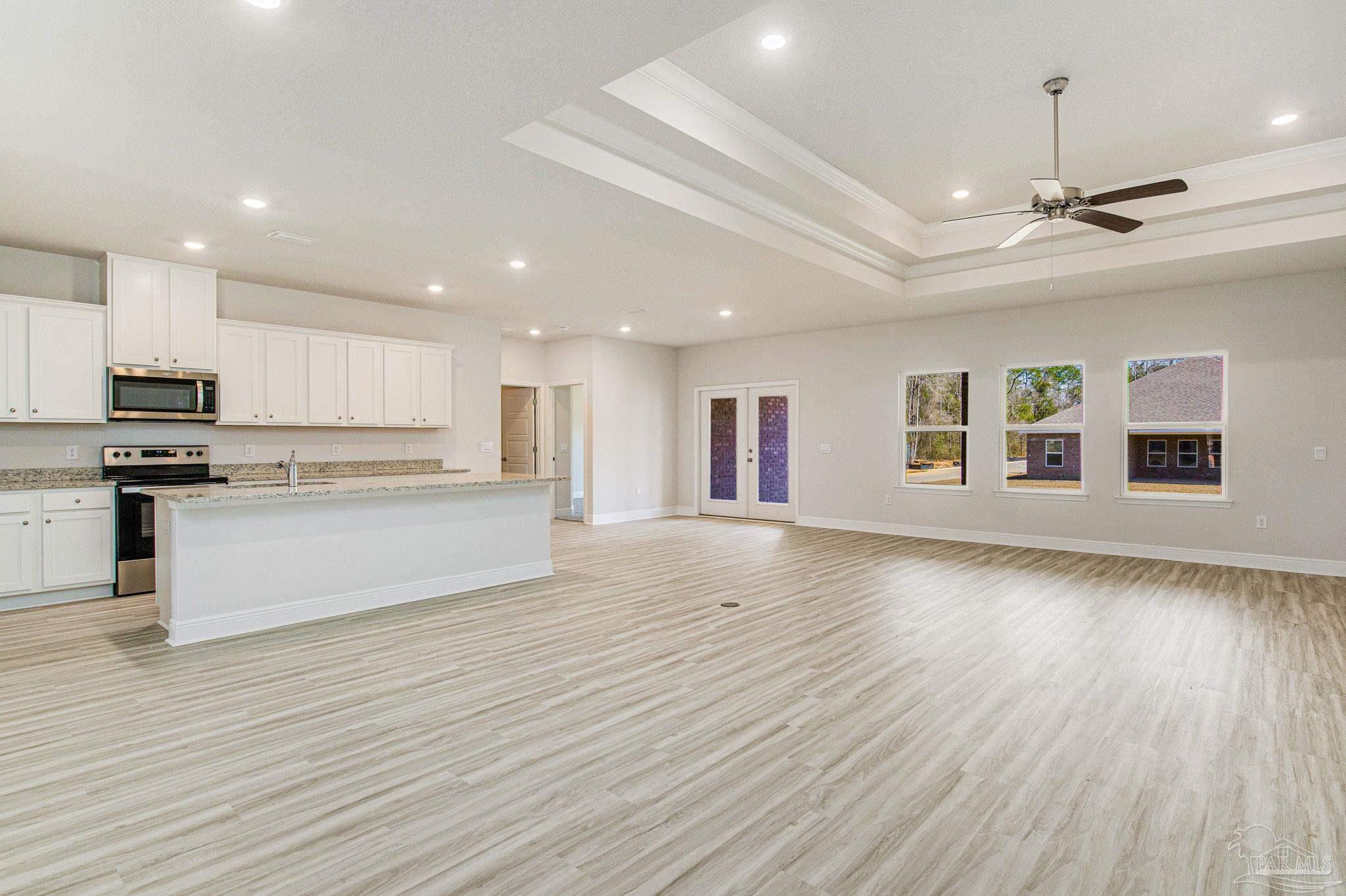 property viewer photo 7