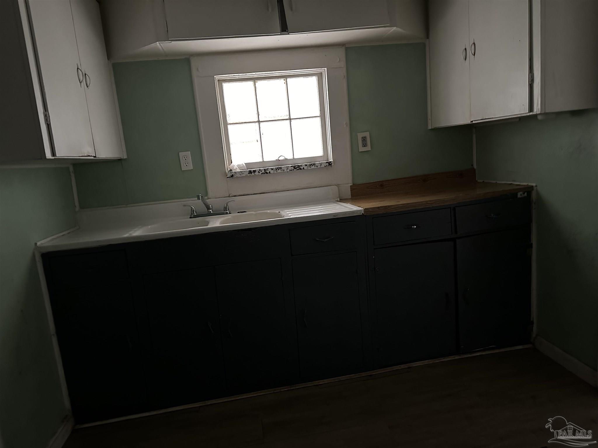 property viewer photo 15