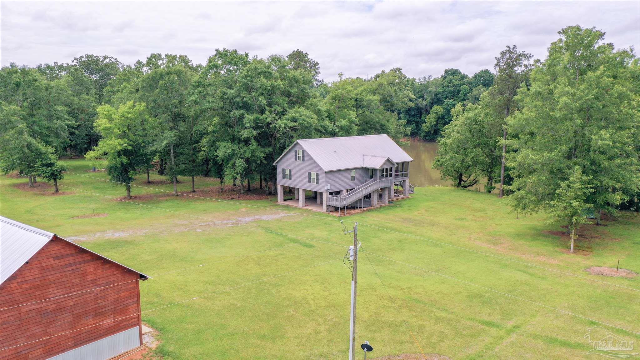 main property photo 32