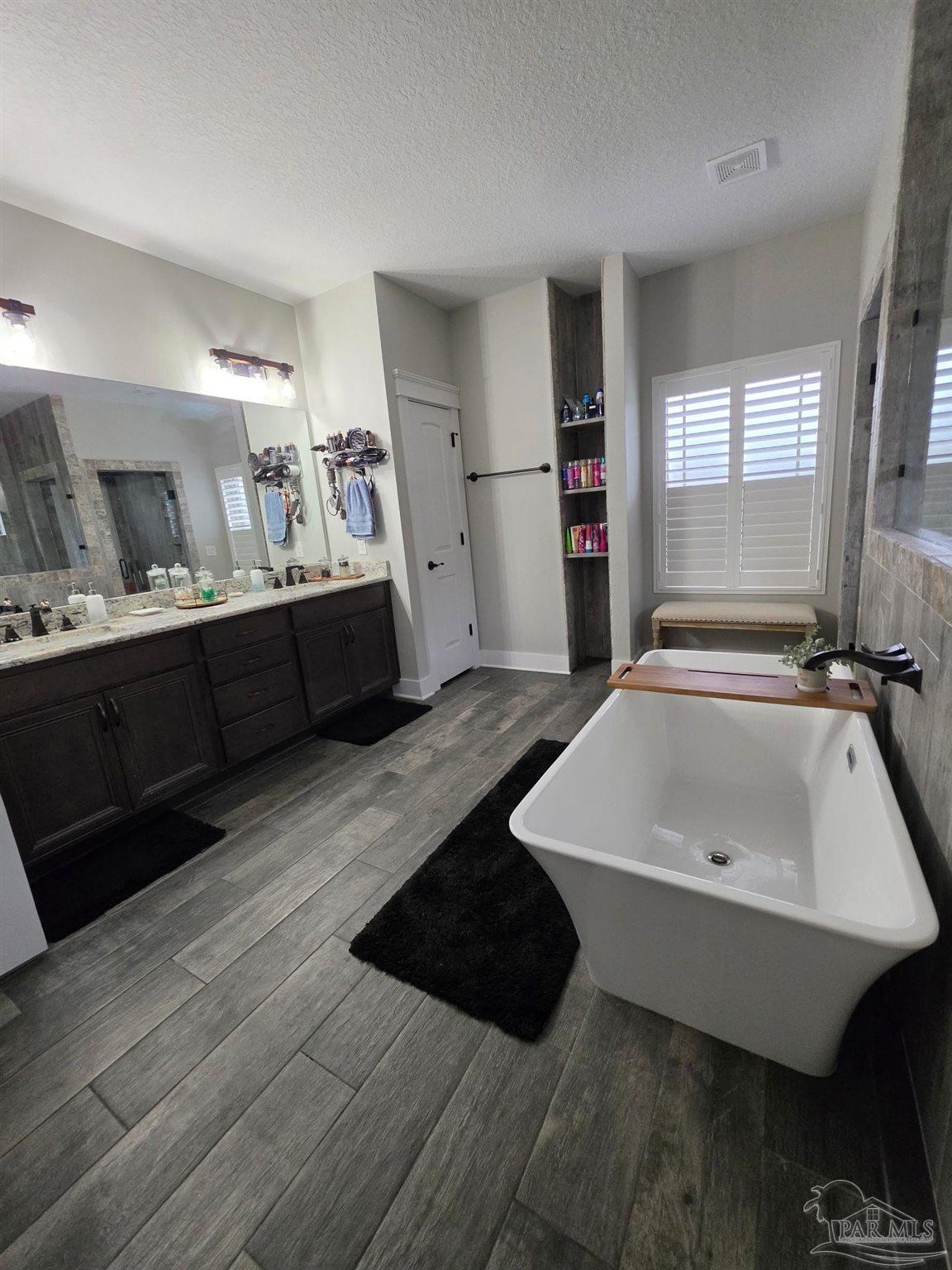 property viewer photo 32