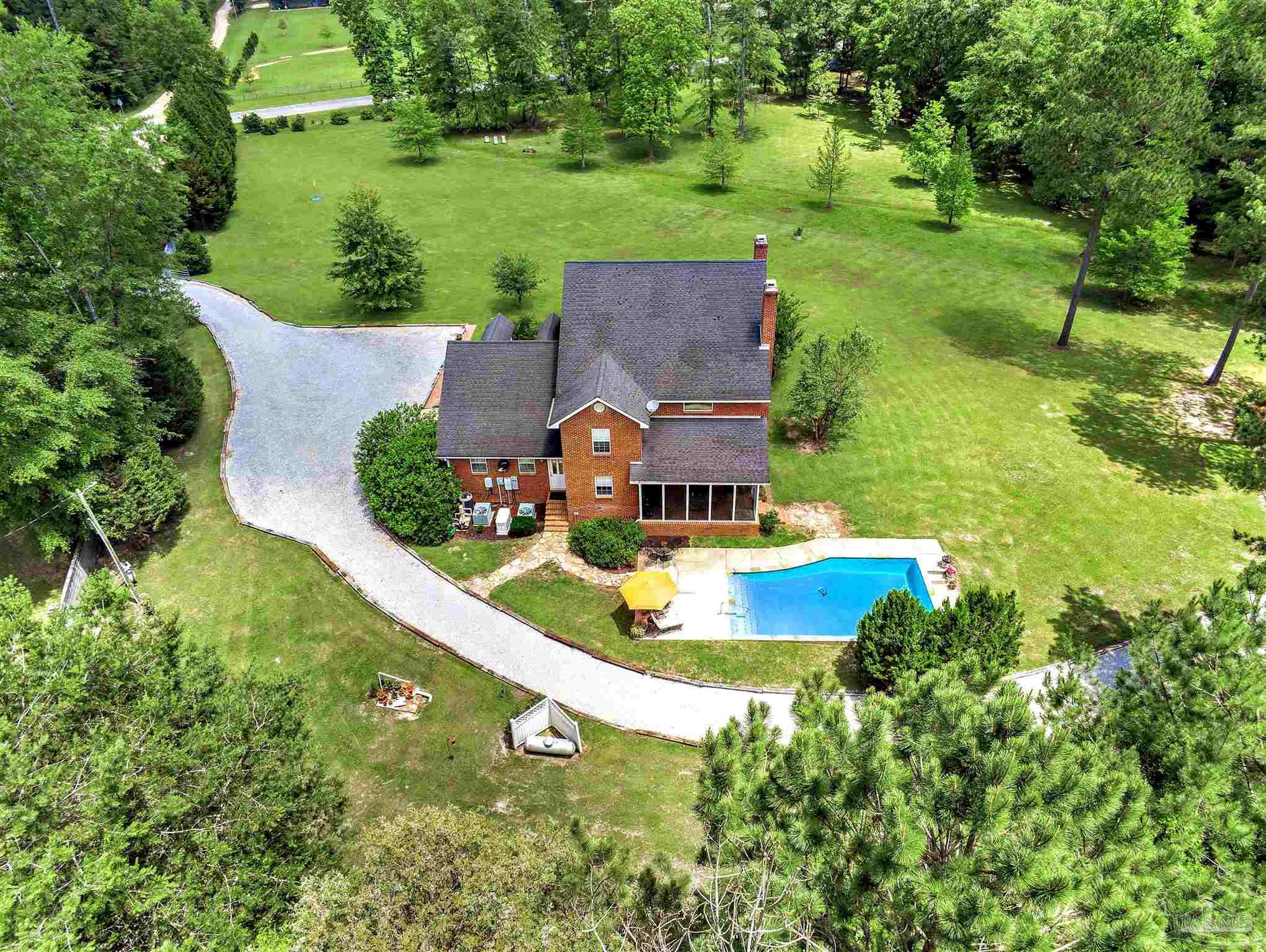 main property photo 50