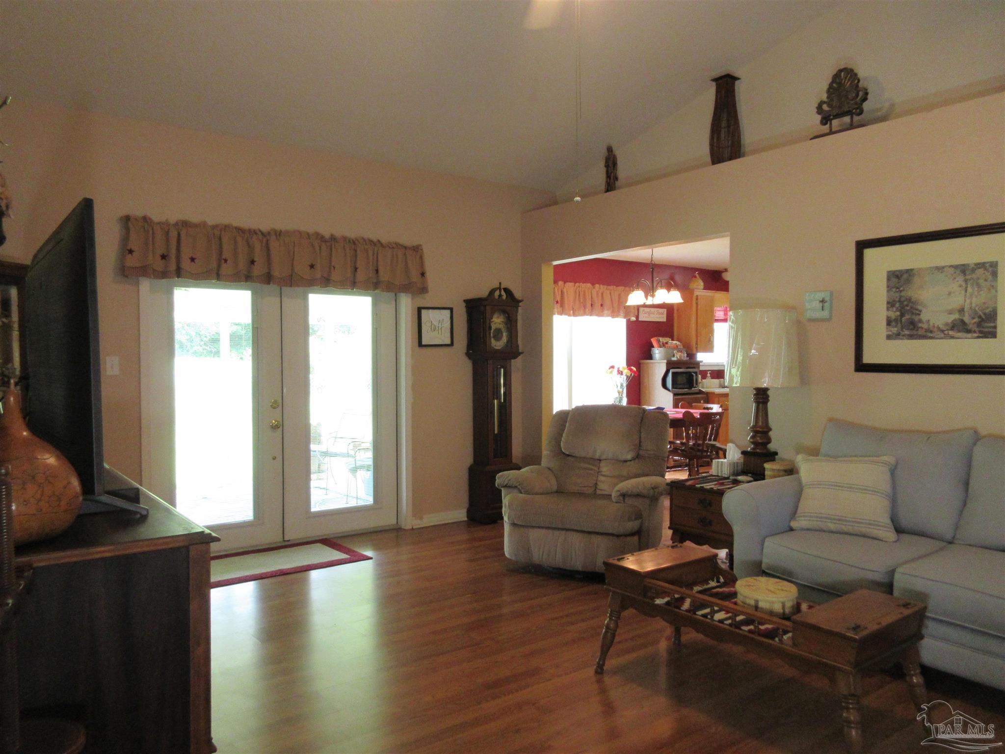 property viewer photo 8