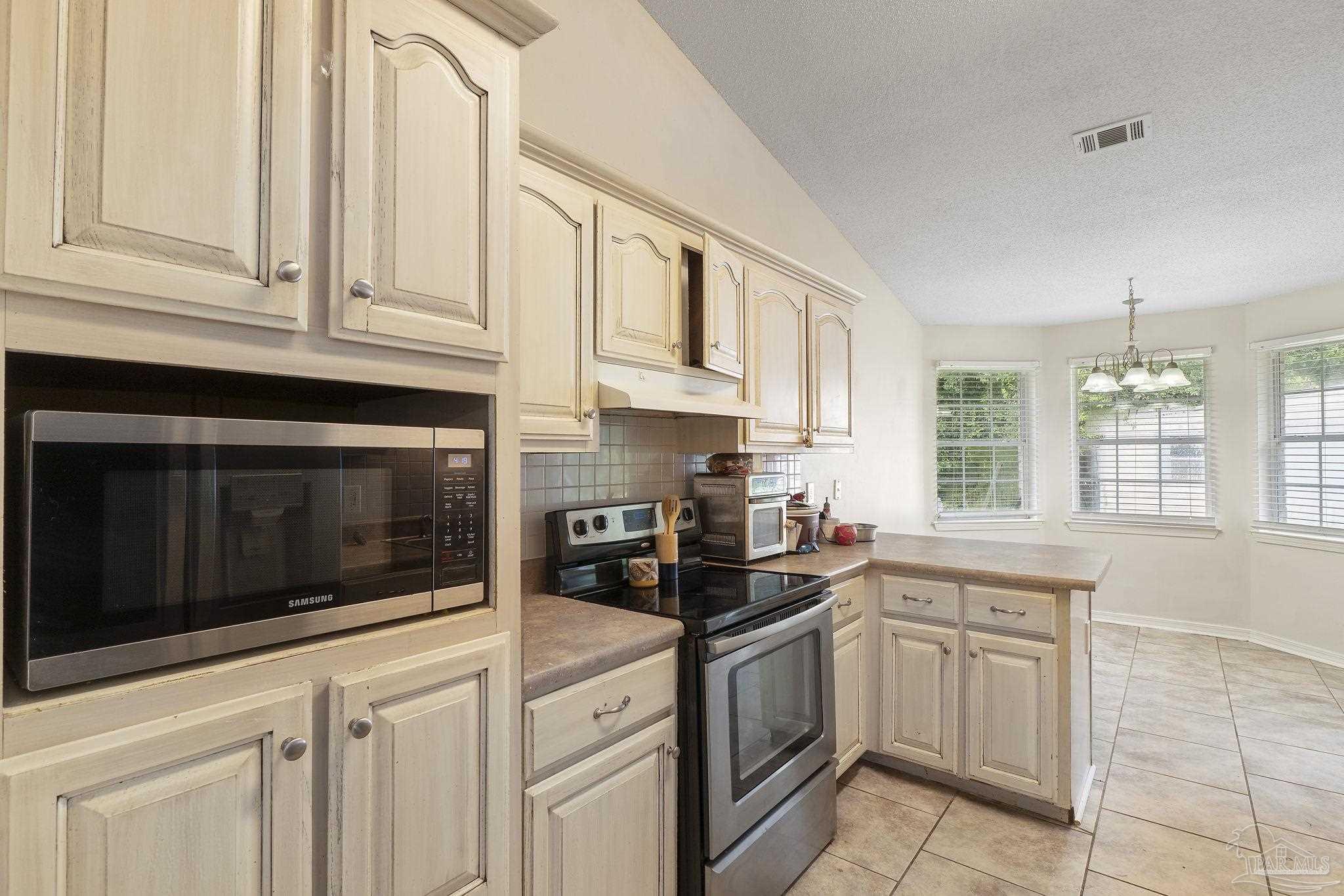 property viewer photo 14