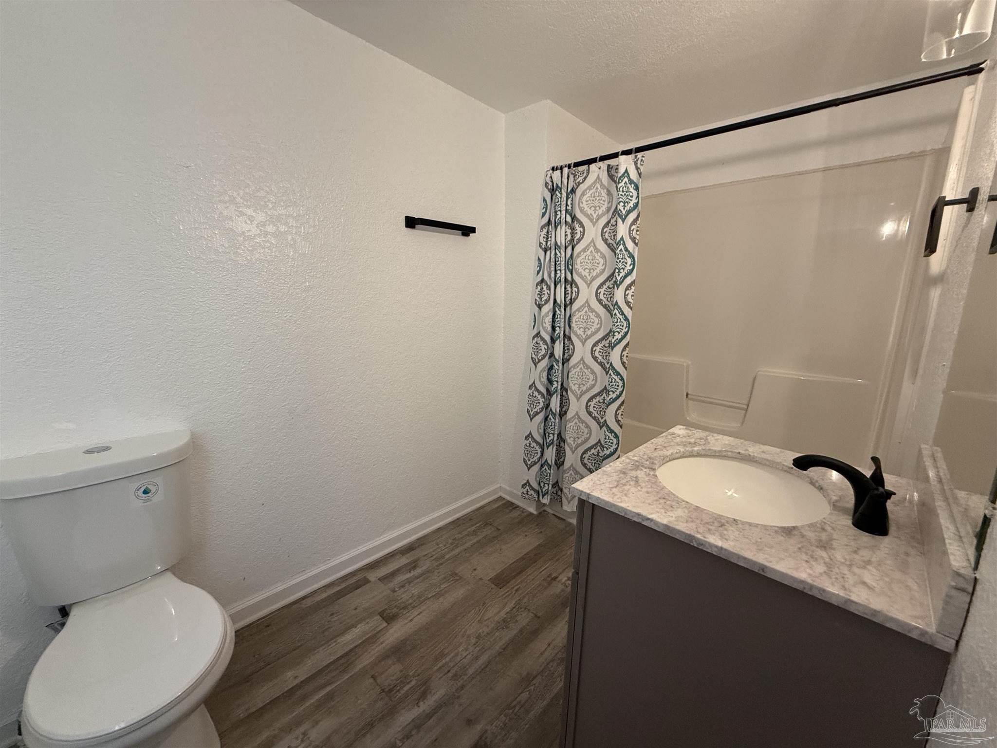 property viewer photo 19