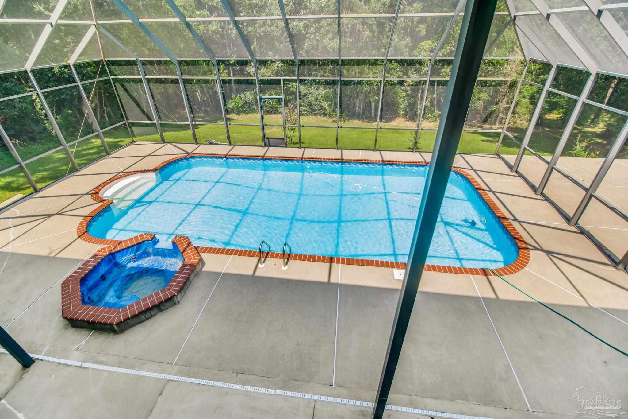main property photo 37