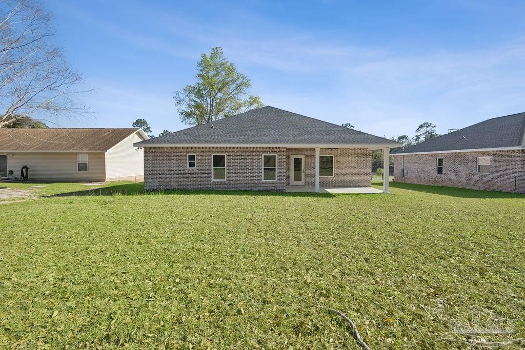 main property photo 30