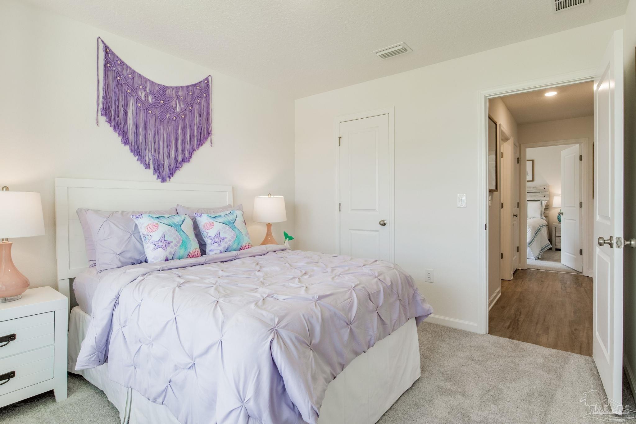 property viewer photo 25