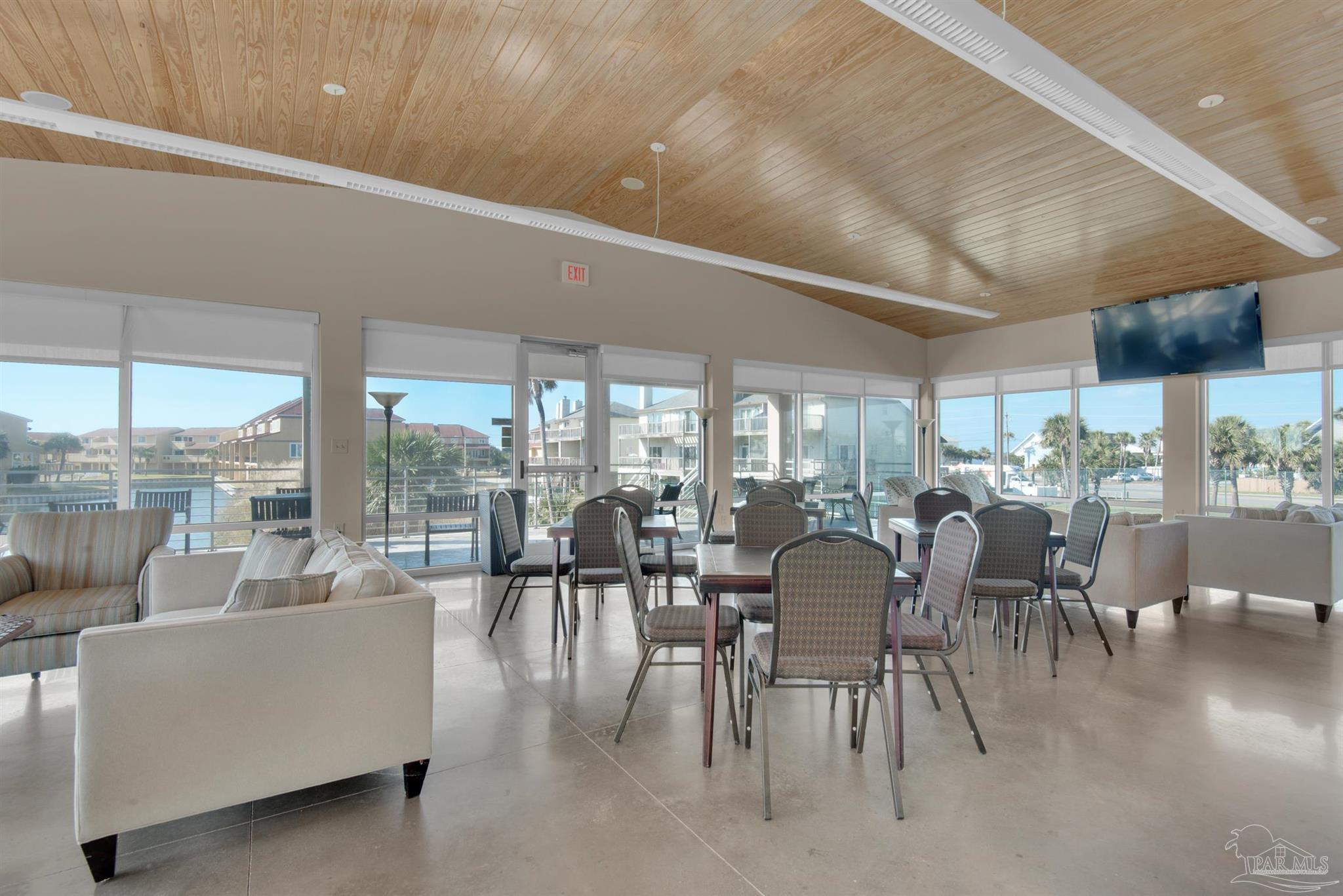 property viewer photo 15