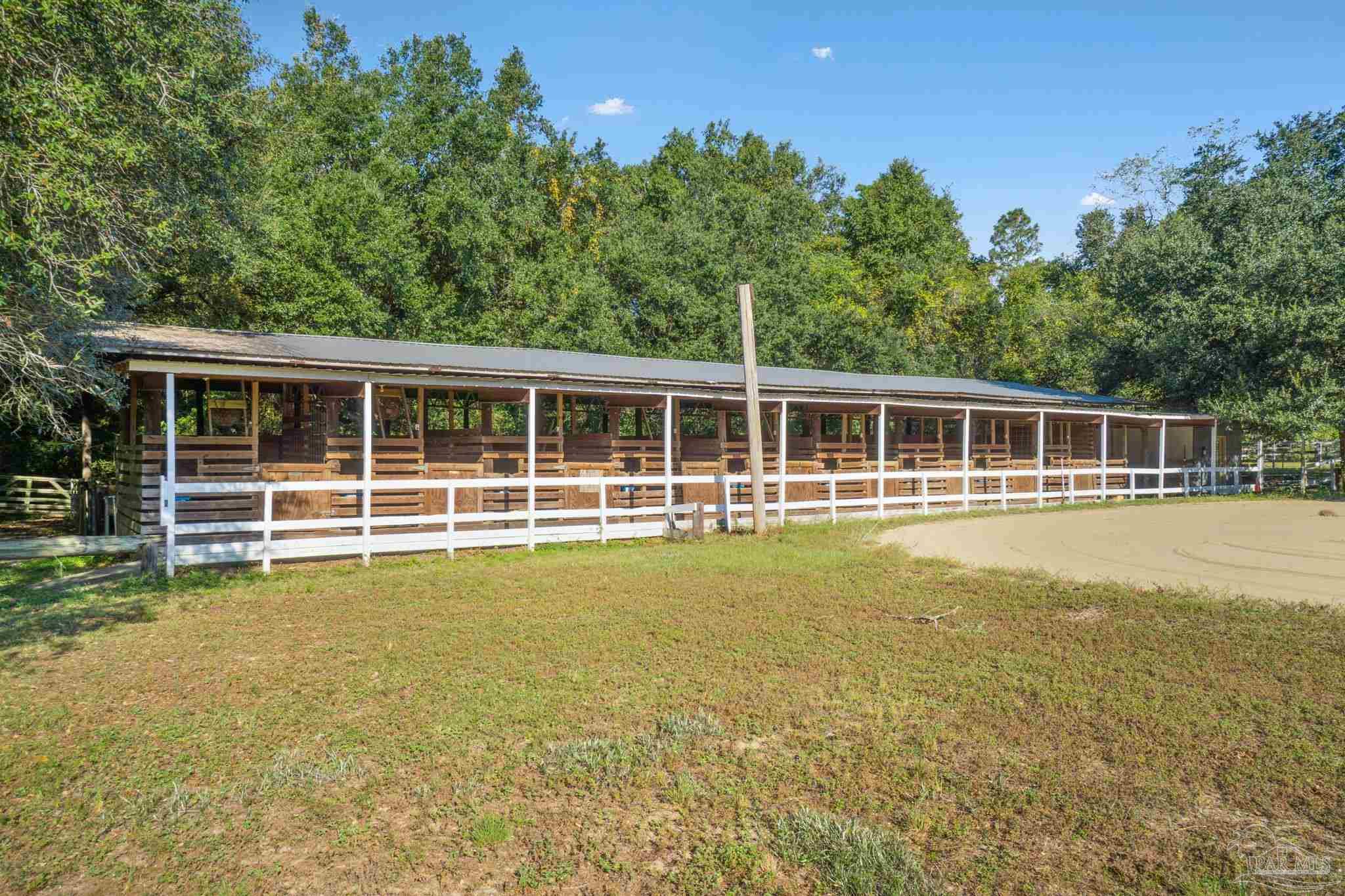 main property photo 25