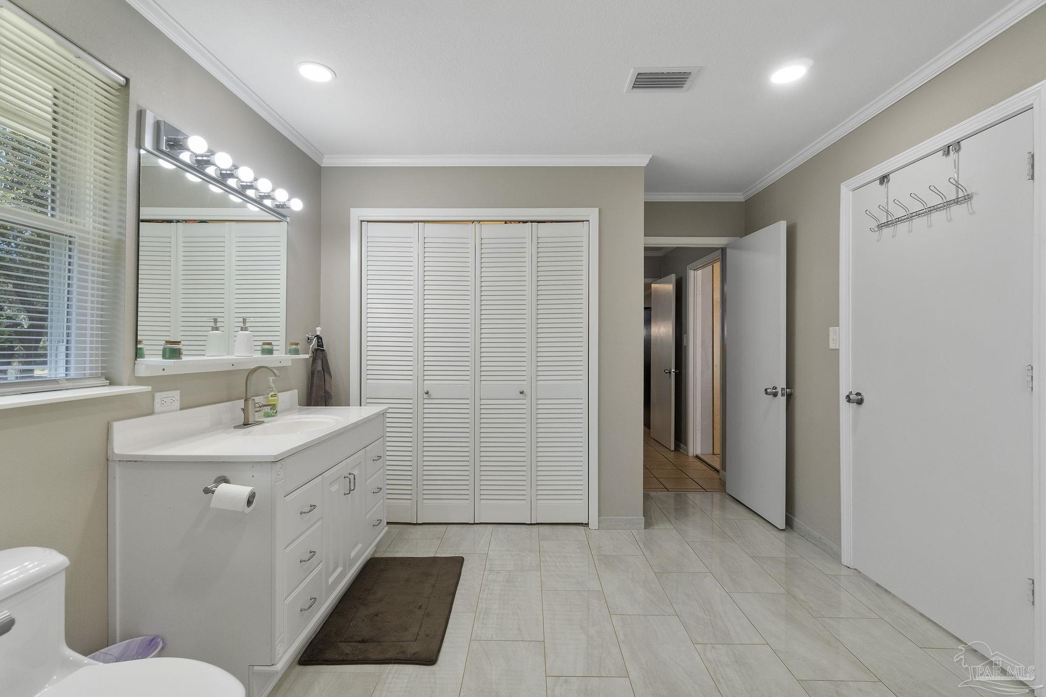 main property photo 62