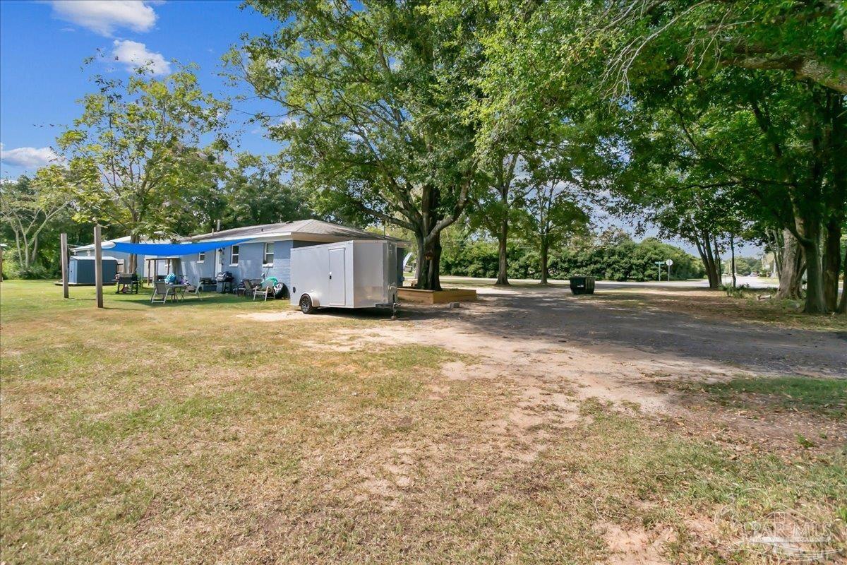 main property photo 42