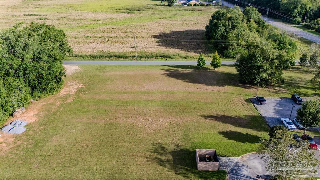 main property photo 9