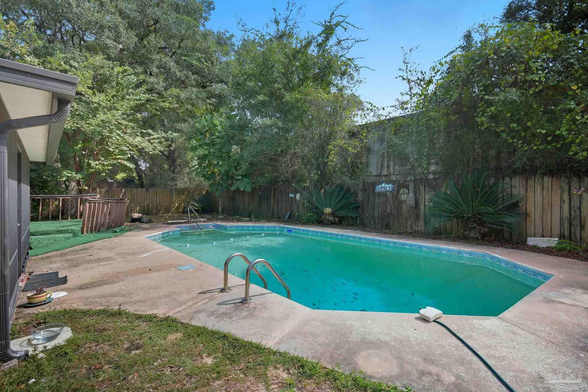 main property photo 58