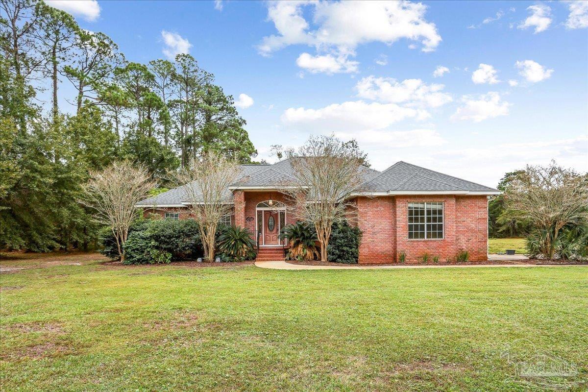 main property photo 32
