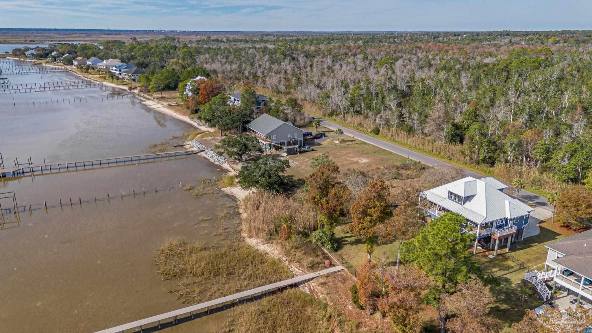 main property photo 10