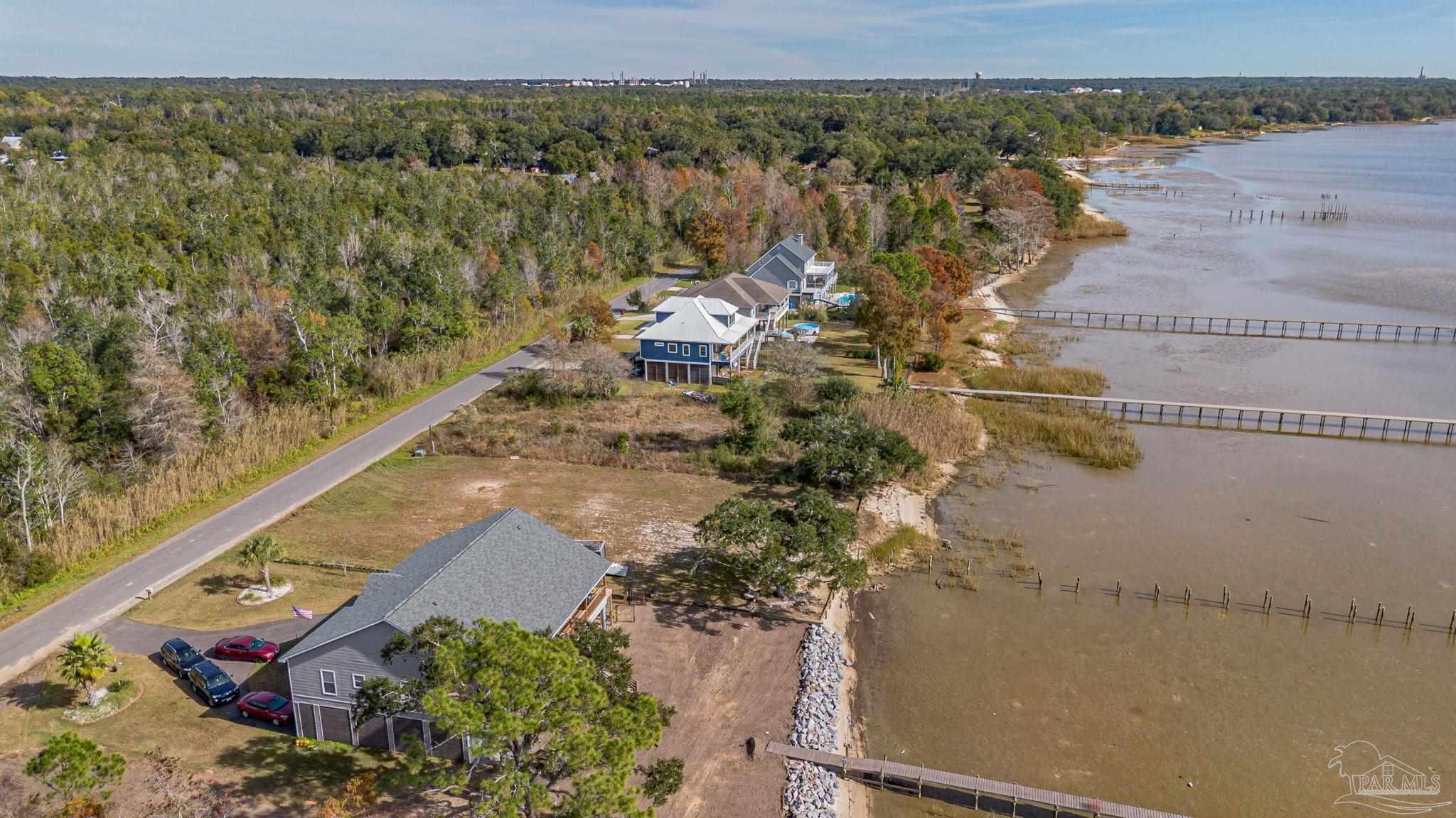 main property photo 17