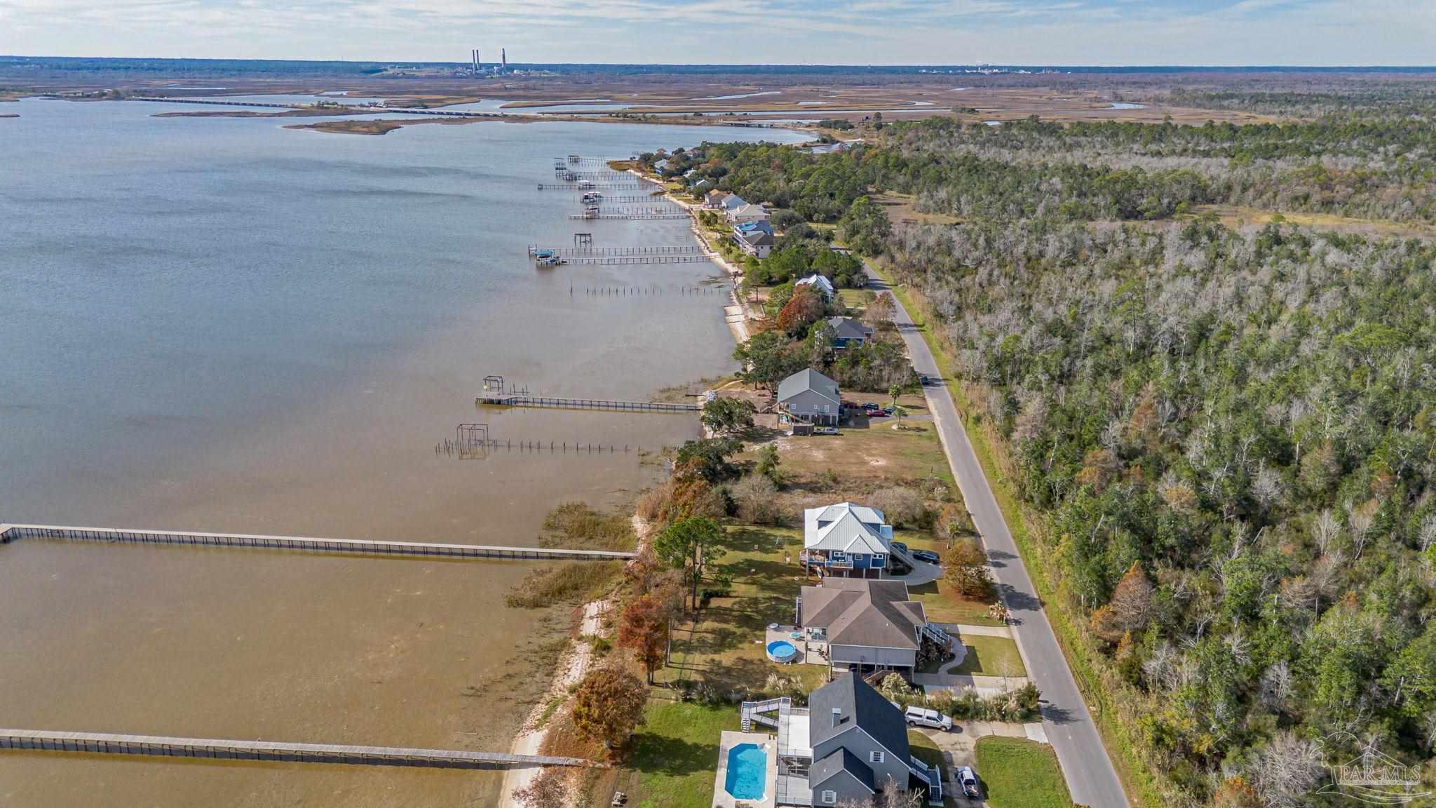 main property photo 31