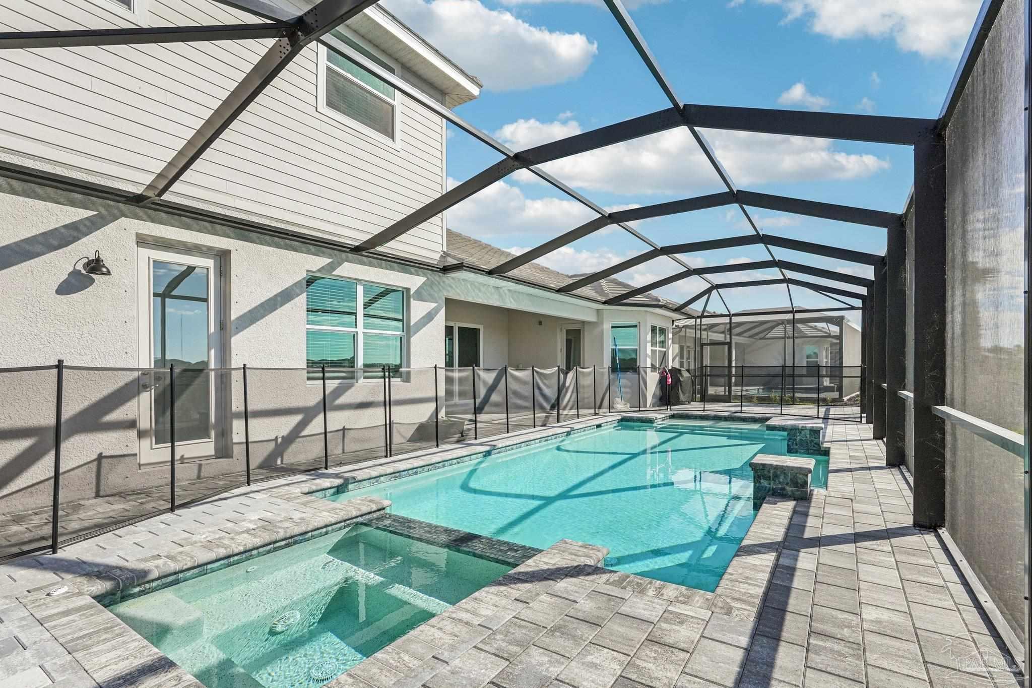 main property photo 50
