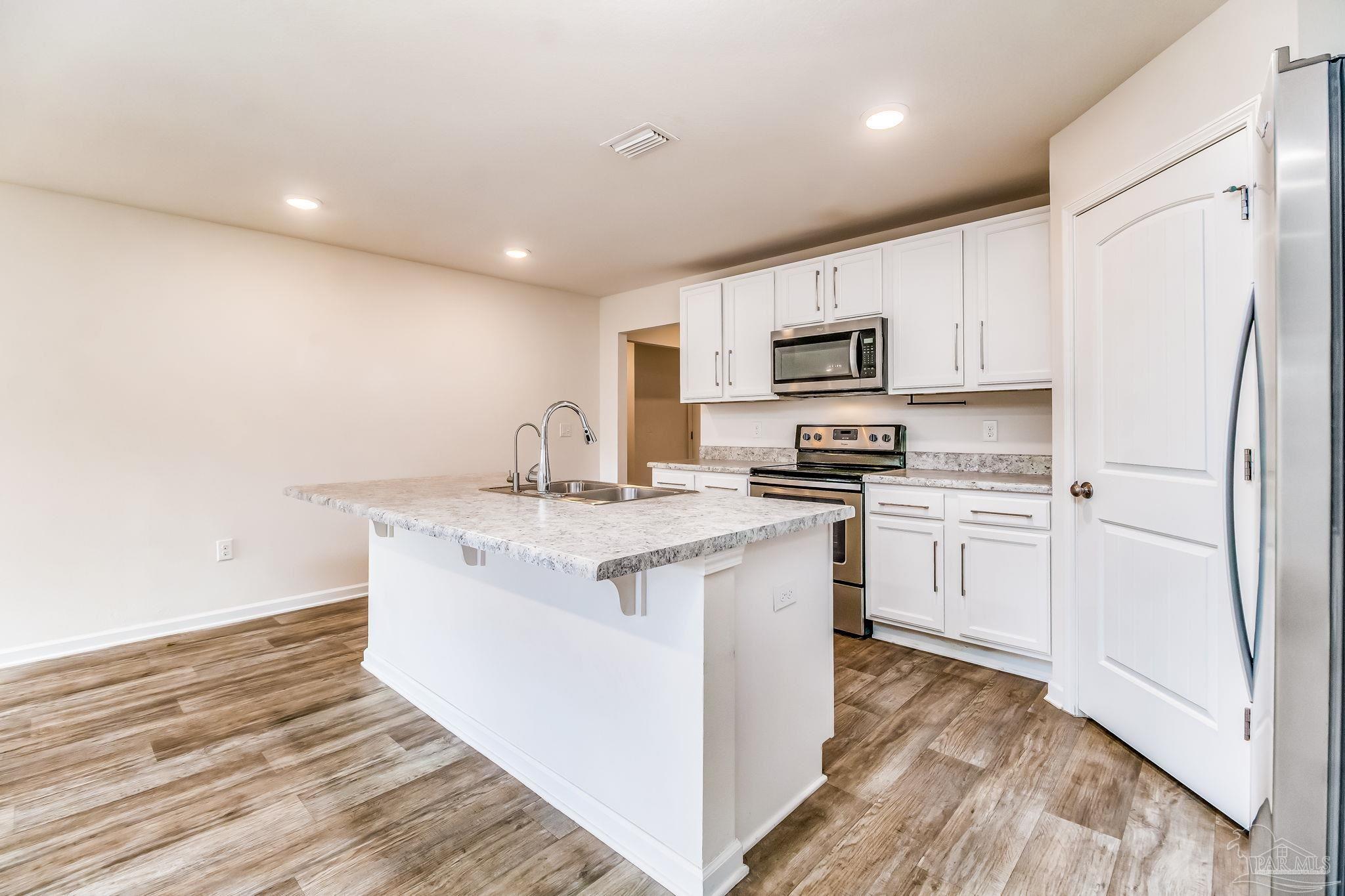 property viewer photo 20