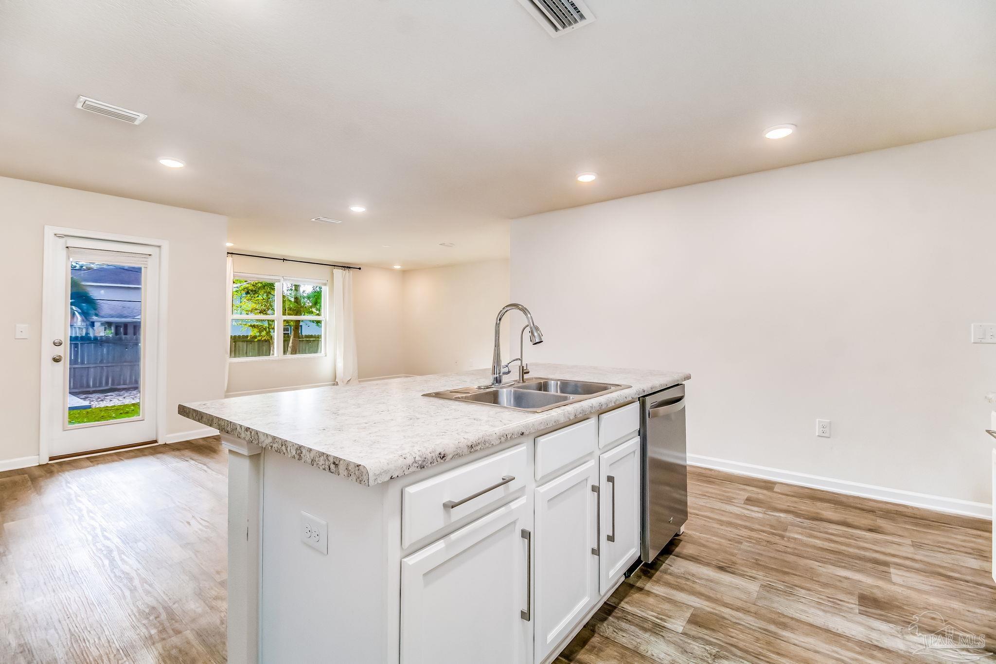 property viewer photo 21