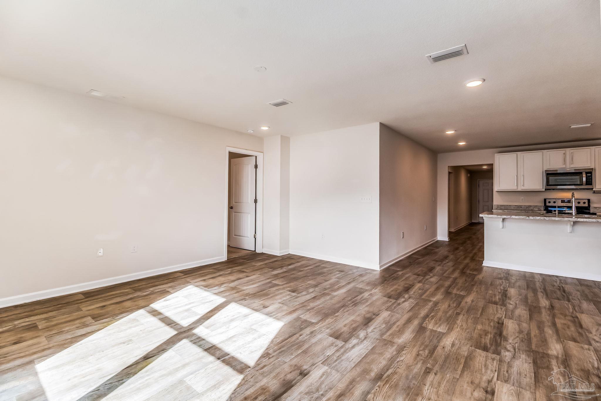 property viewer photo 28