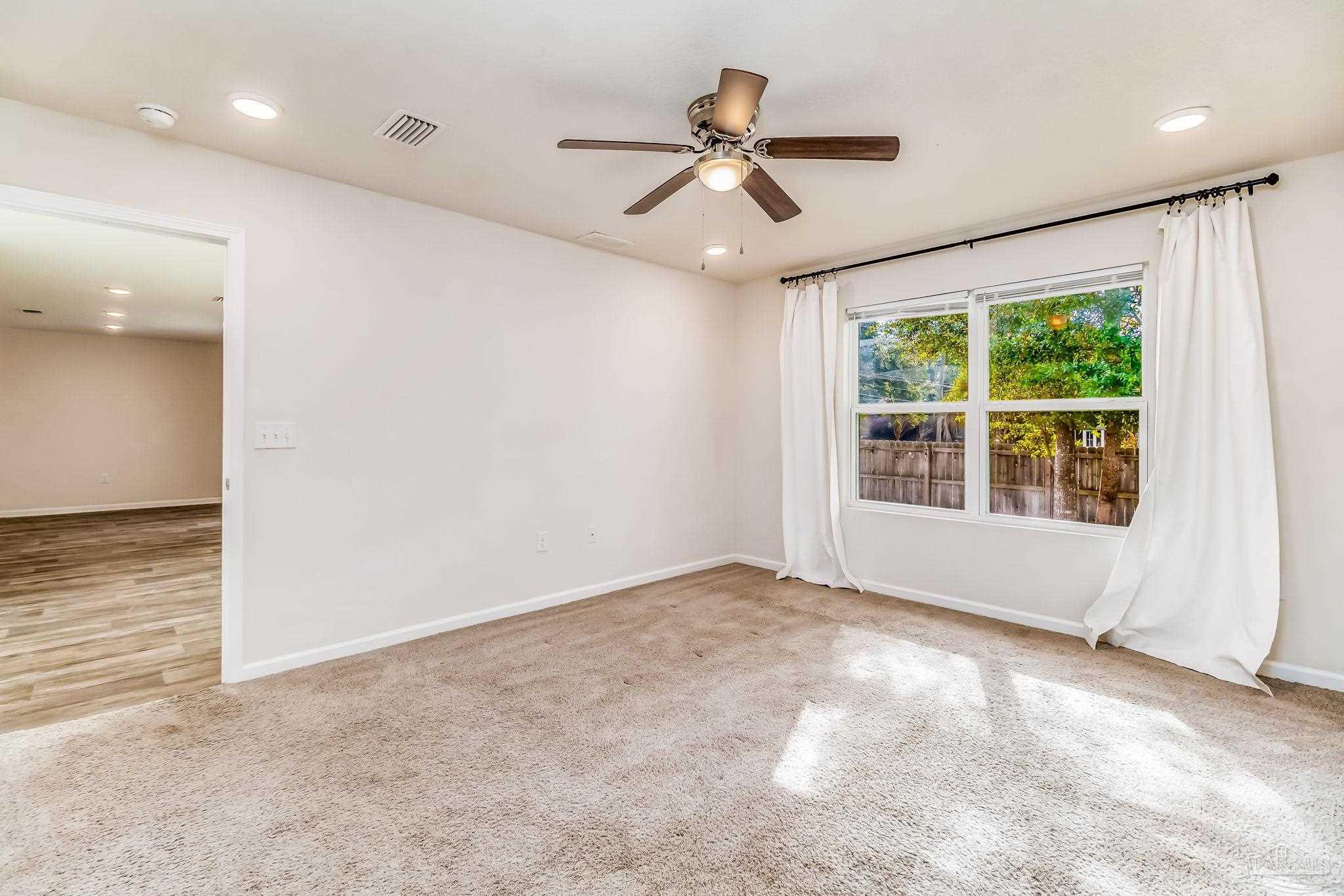 property viewer photo 31