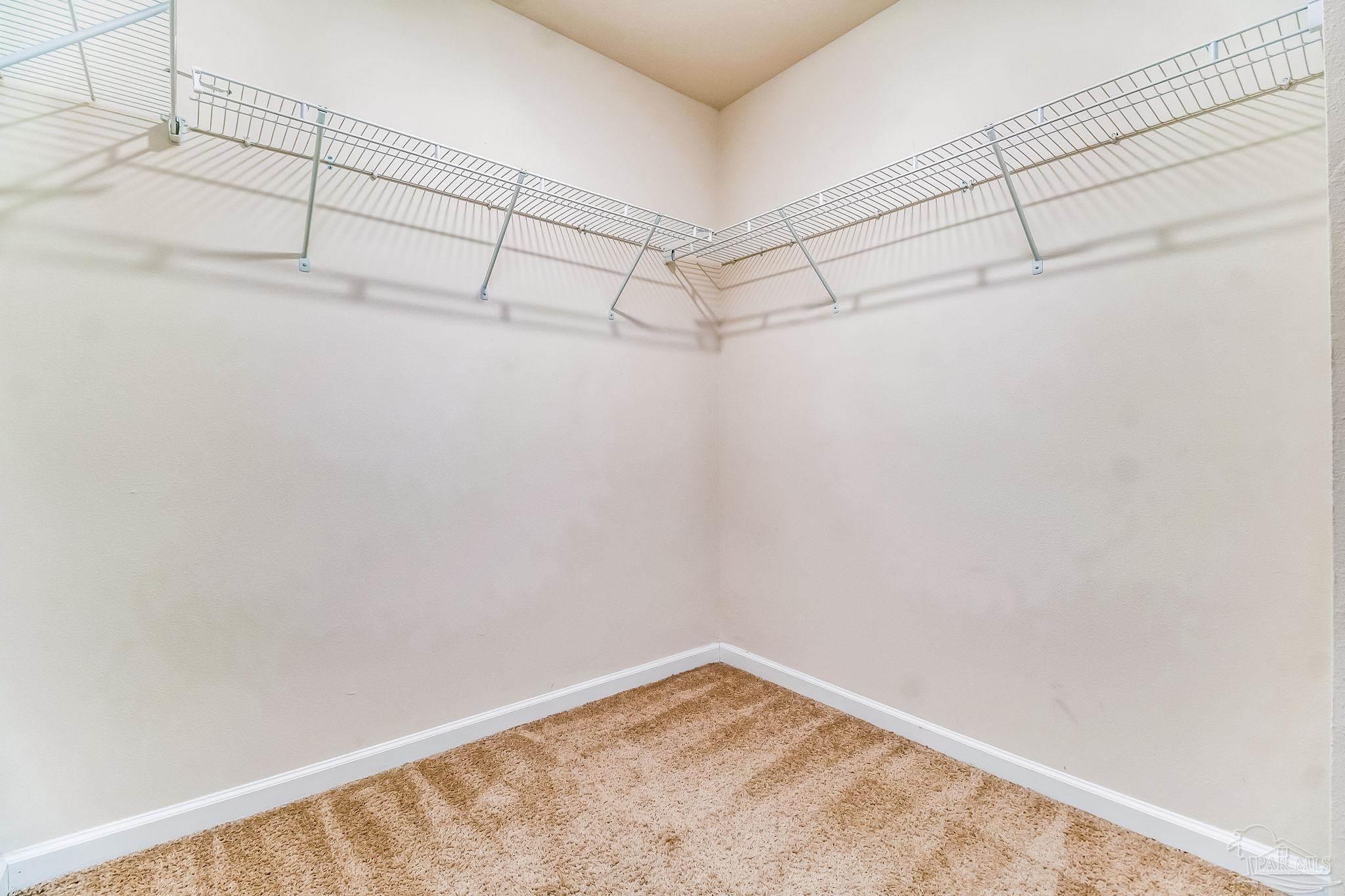 property viewer photo 37