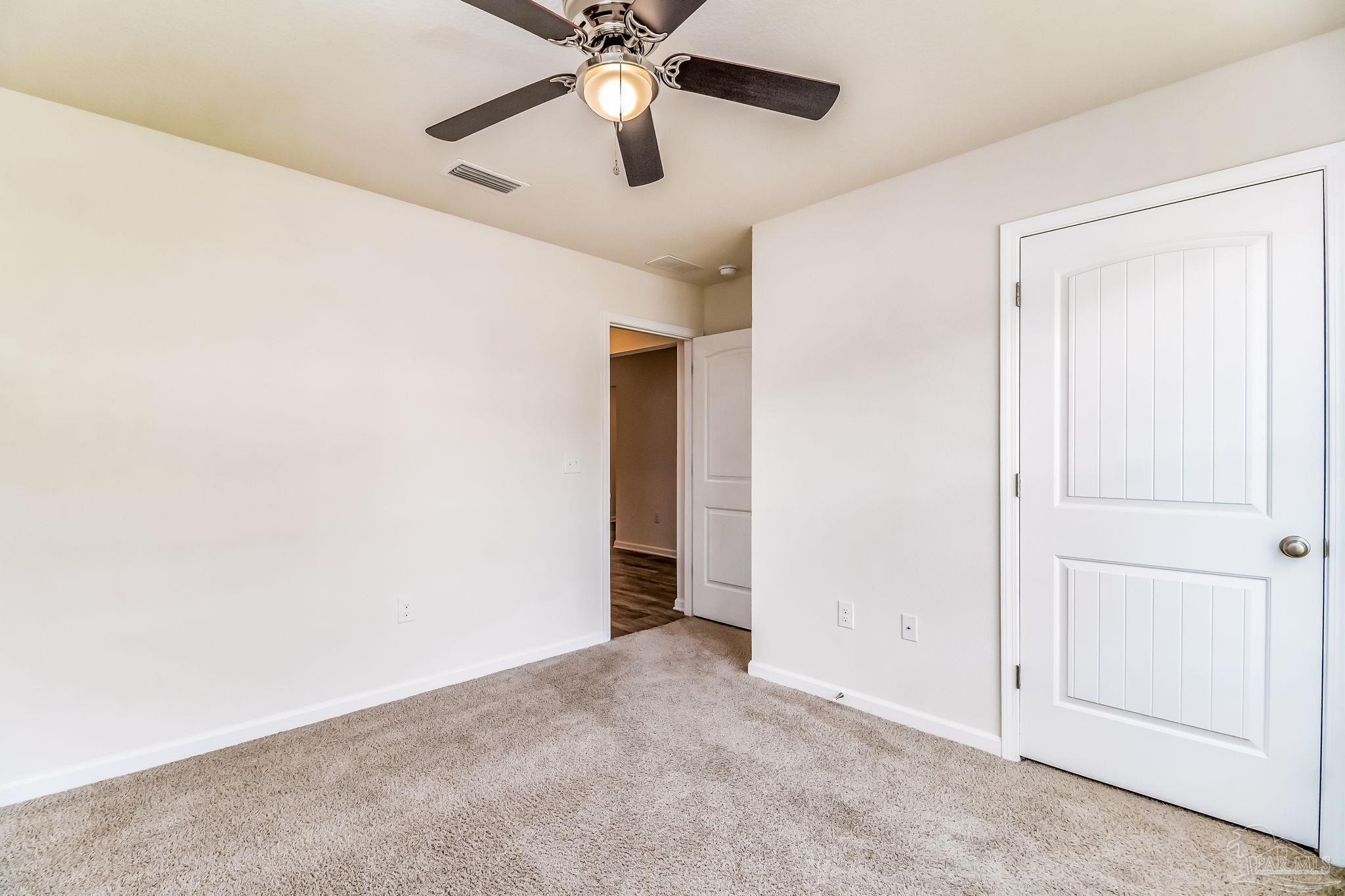 property viewer photo 44