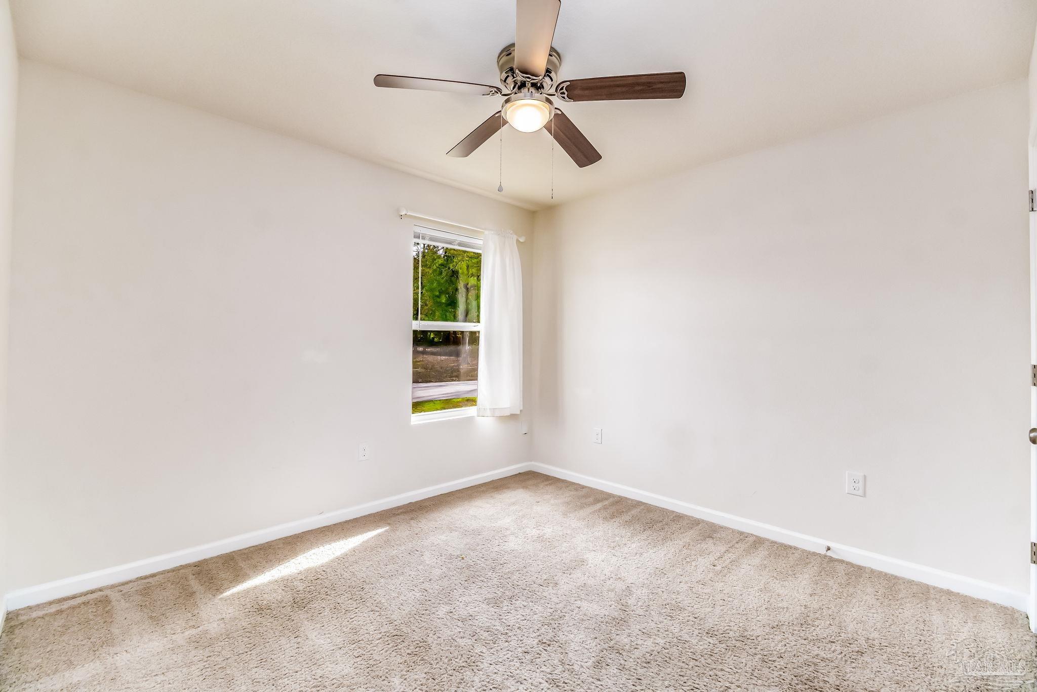 property viewer photo 45