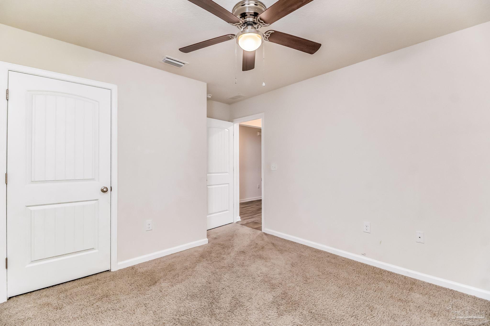 property viewer photo 47