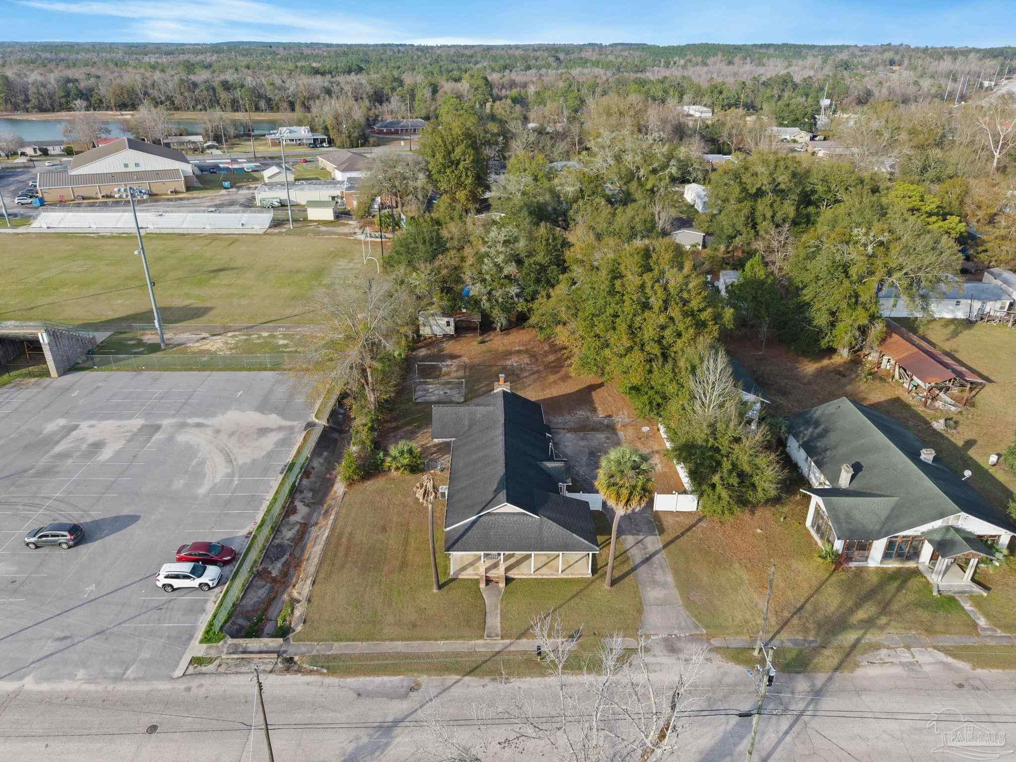 main property photo 39