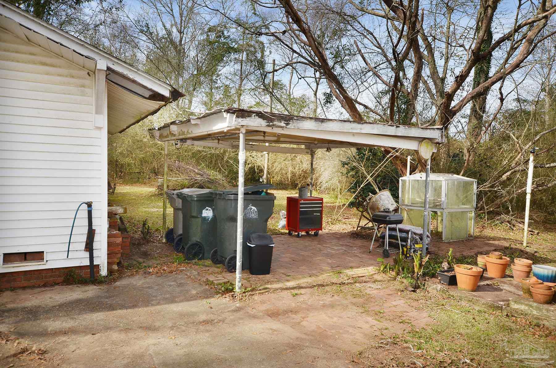 main property photo 59