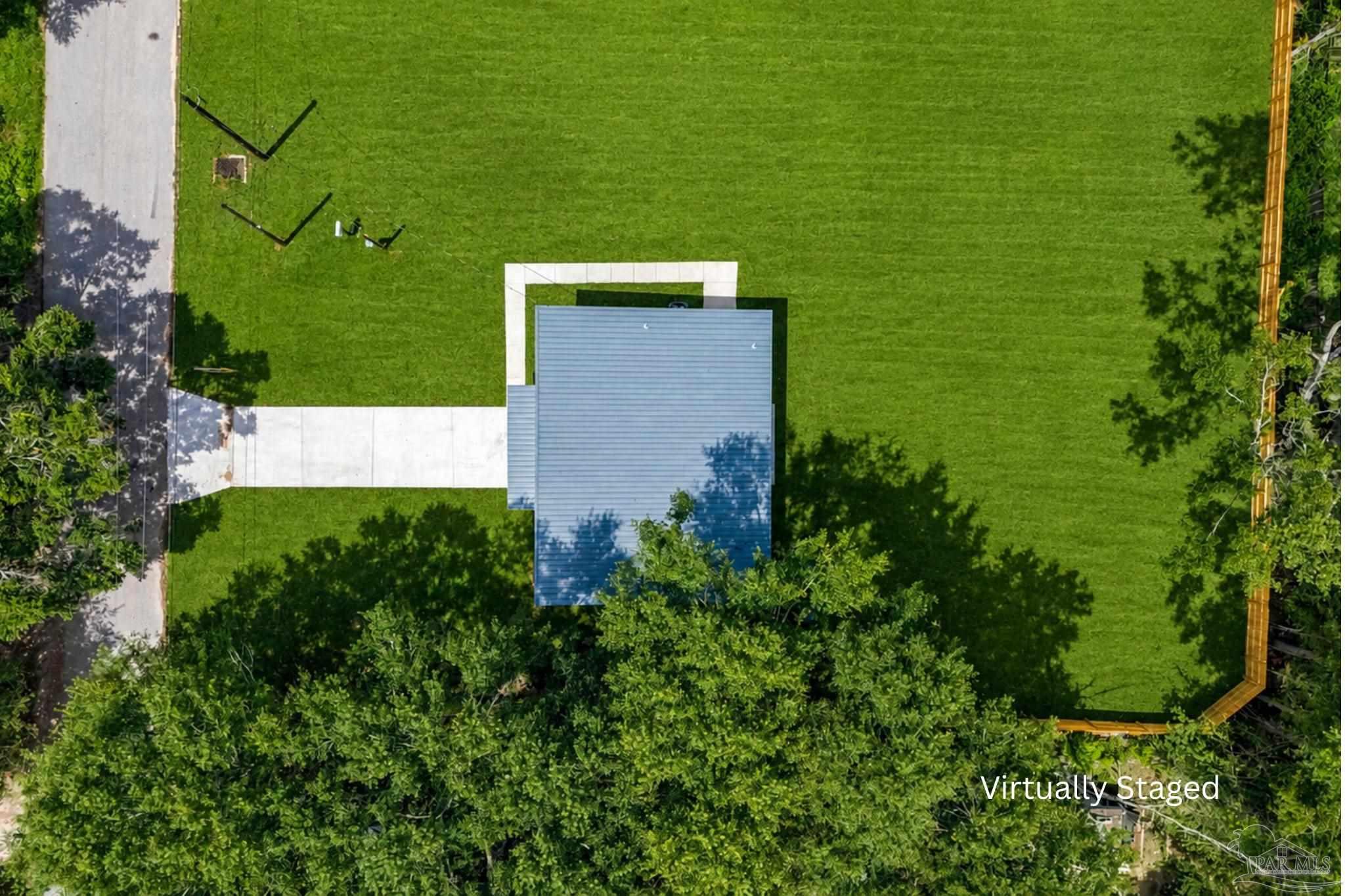 main property photo 32