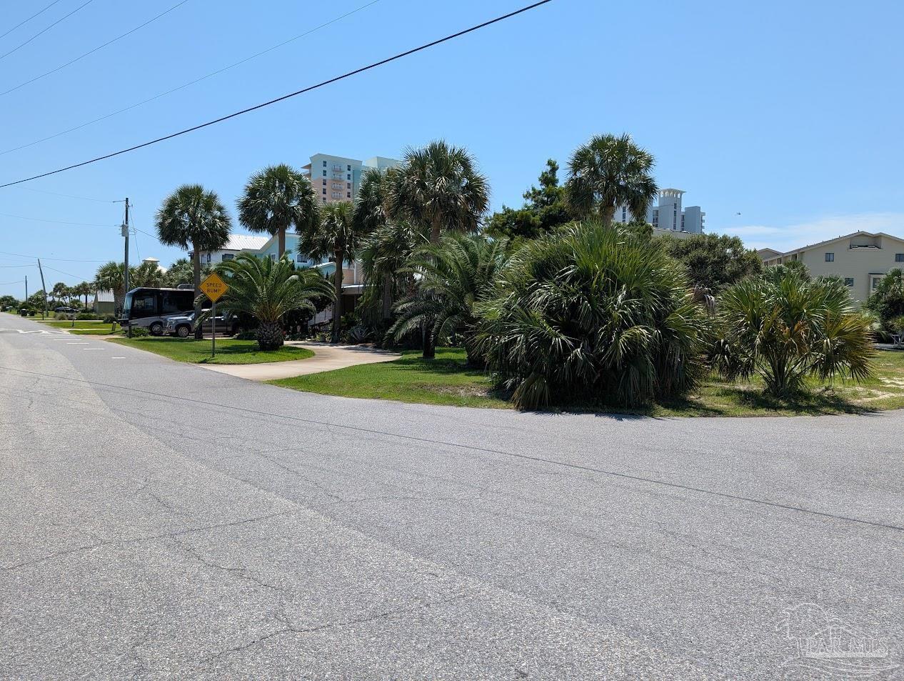 main property photo 40