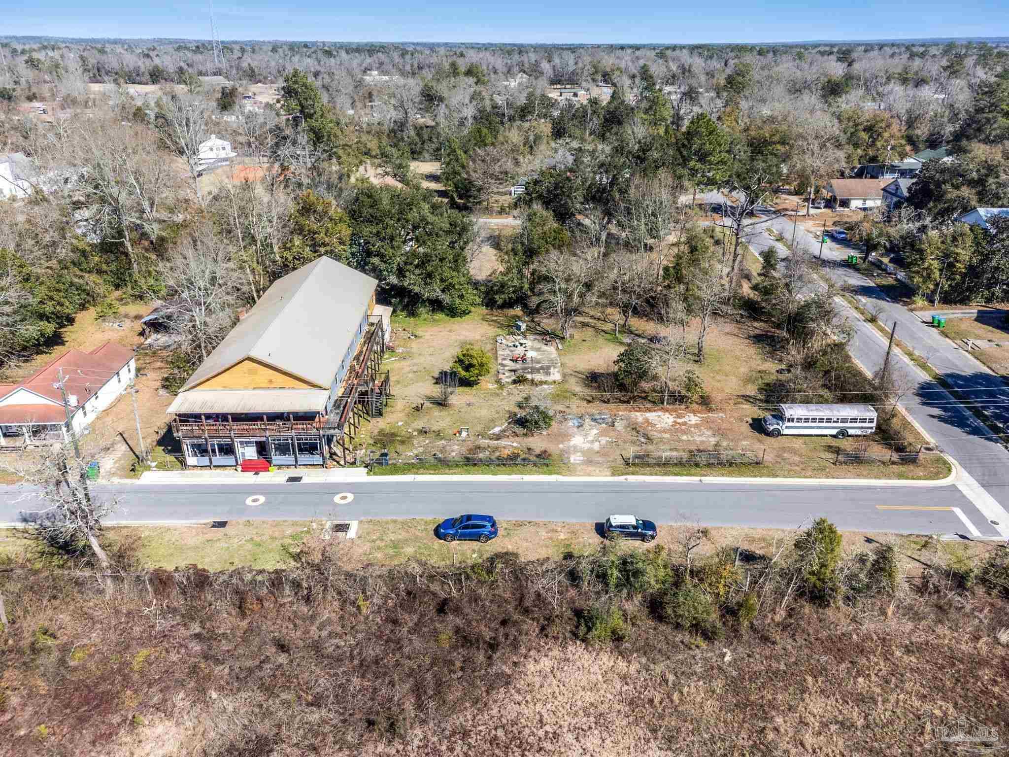 main property photo 17