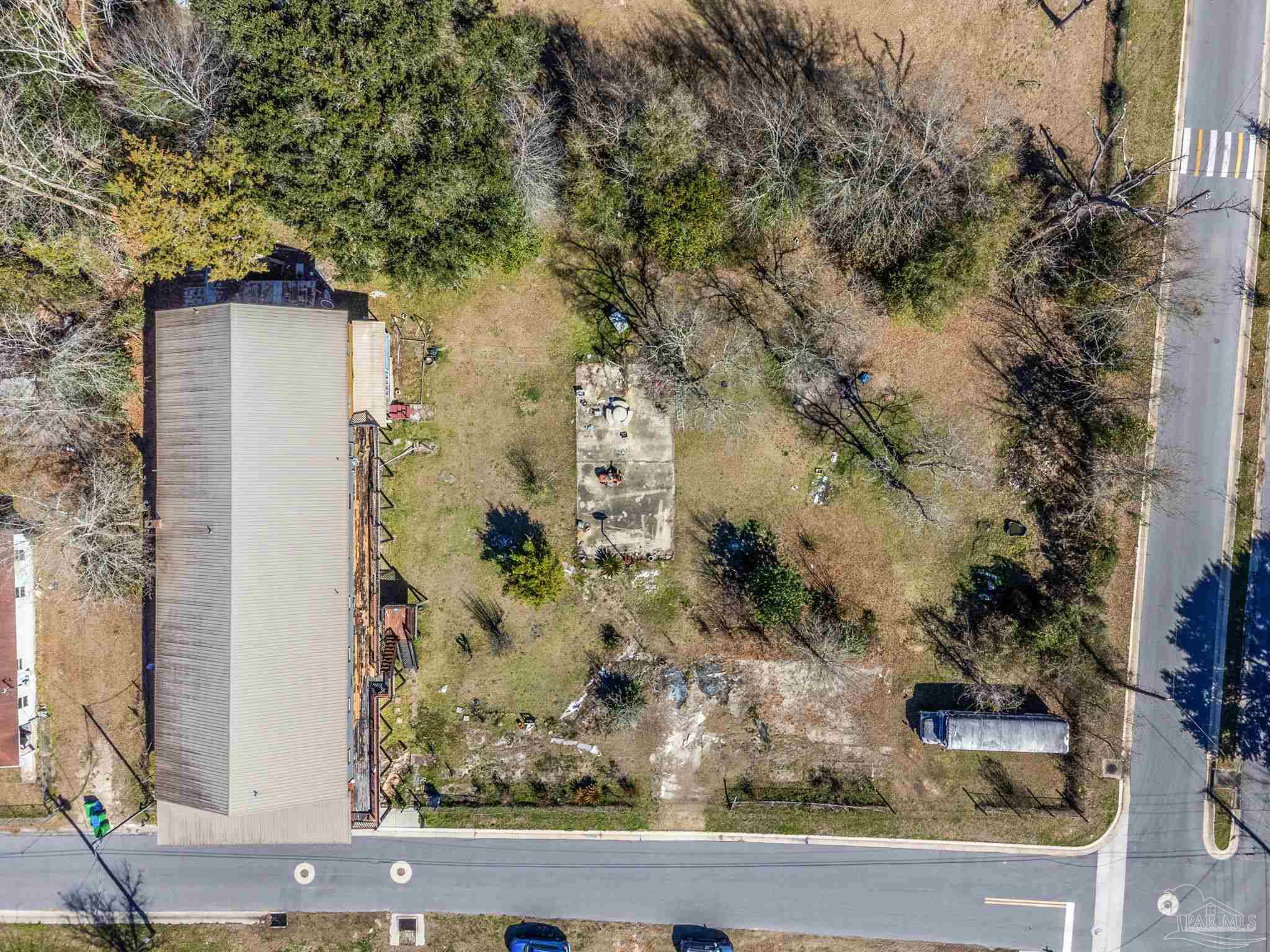 main property photo 19
