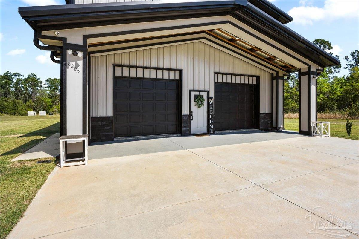 main property photo 45