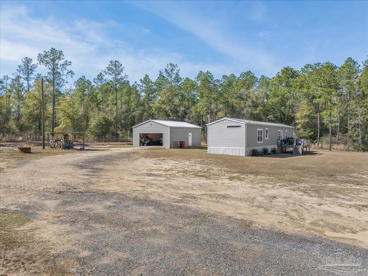 main property photo 11