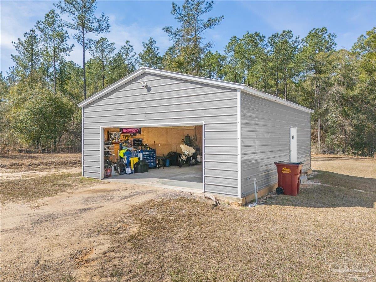 main property photo 12