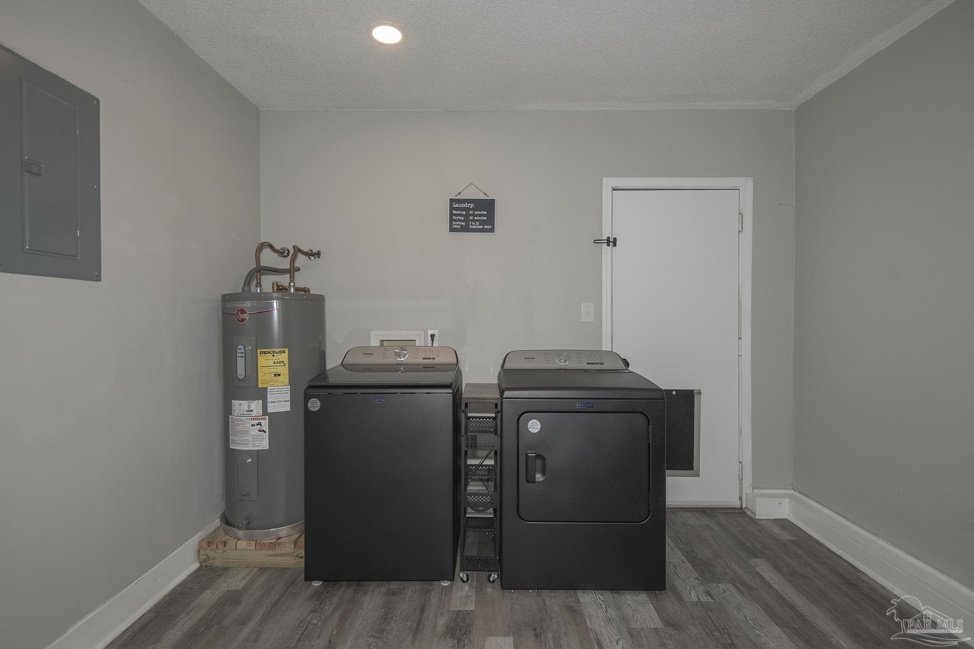 main property photo 17