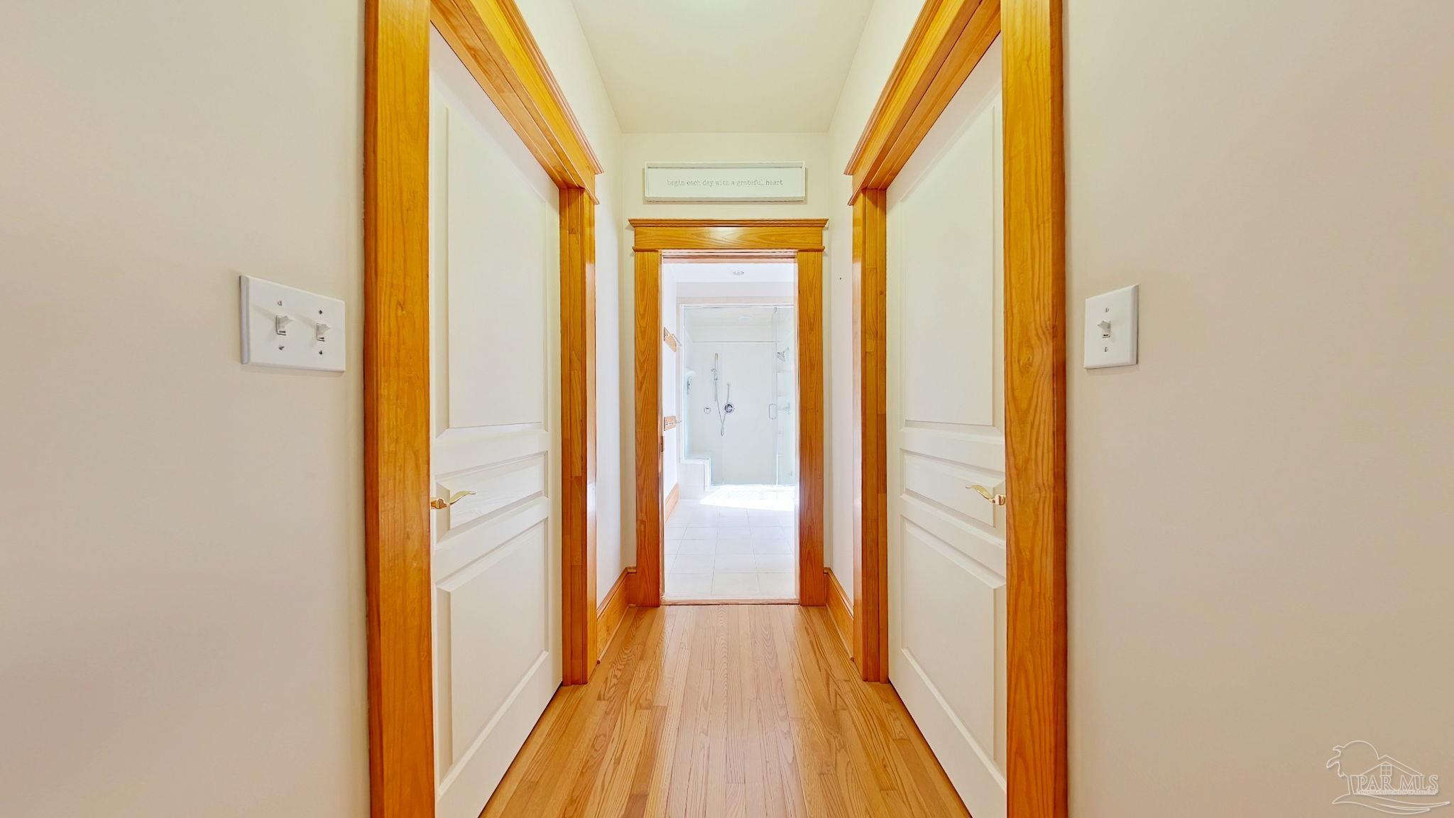 property viewer photo 13