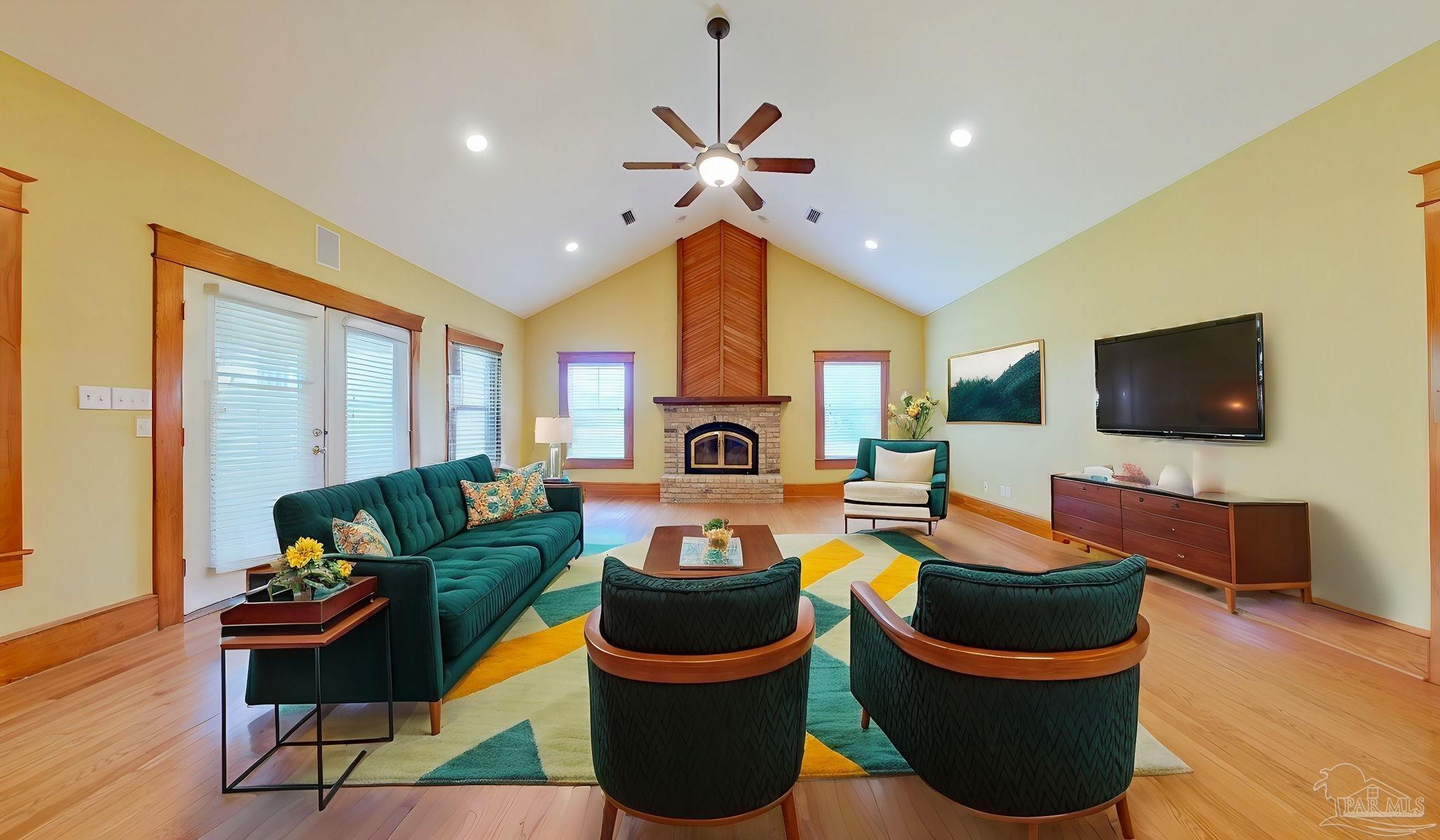 property viewer photo 20