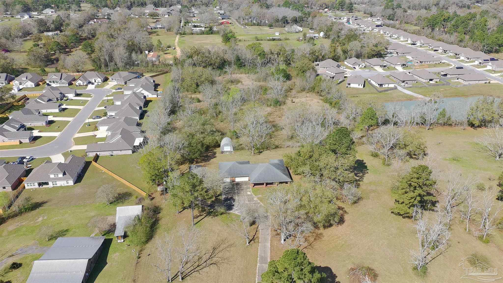 main property photo 40
